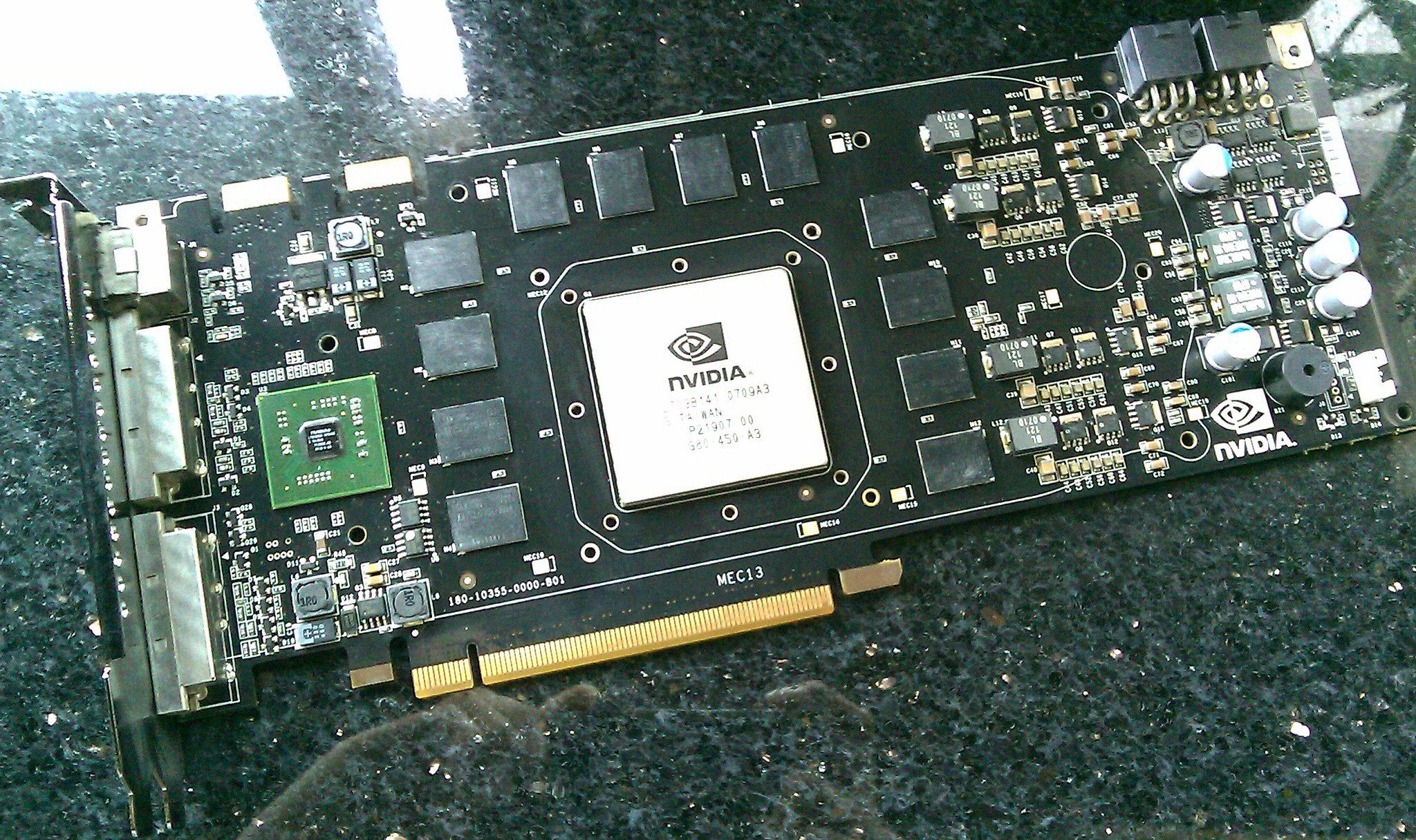 NVIDIA GeForce 8800 Ultra